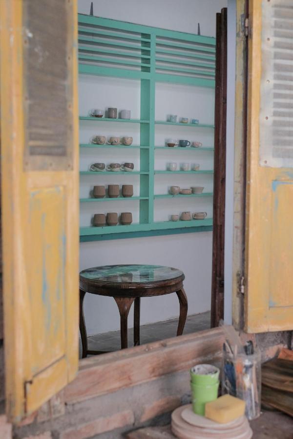 Abrakadabra 747 Homestay