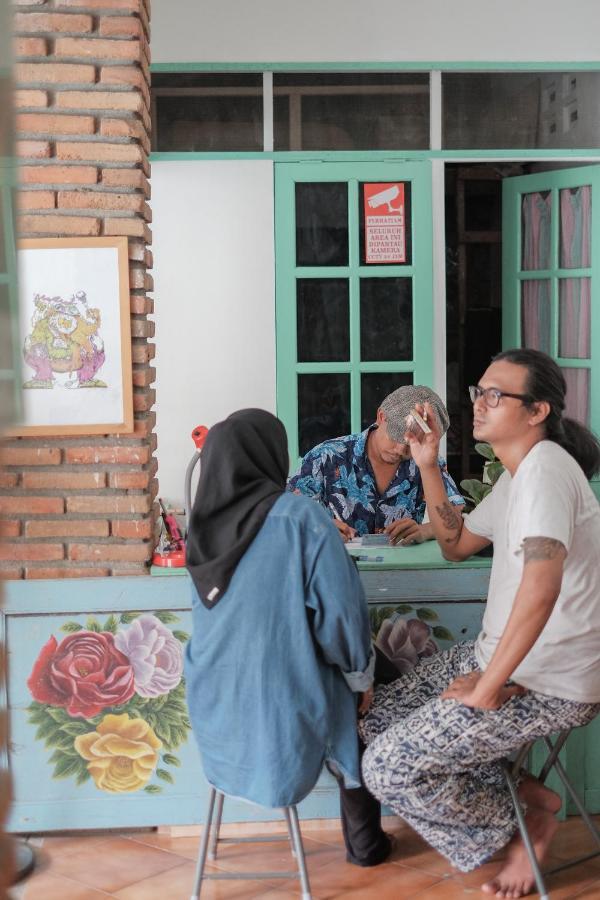 Abrakadabra 747 Homestay *